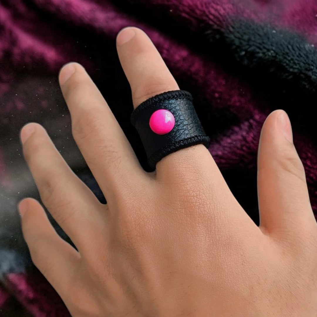 LEATHER KNUCKLE RING (UNISEX)