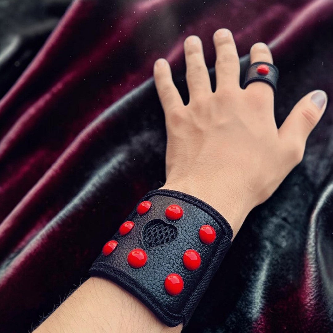 LEATHER STUDDED WRIST GEAR (UNISEX)