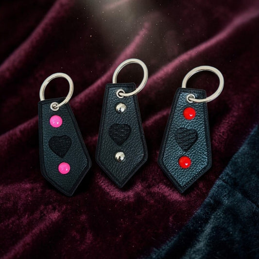 LEATHER HEART KEYCHAIN