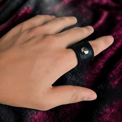 LEATHER KNUCKLE RING (UNISEX)