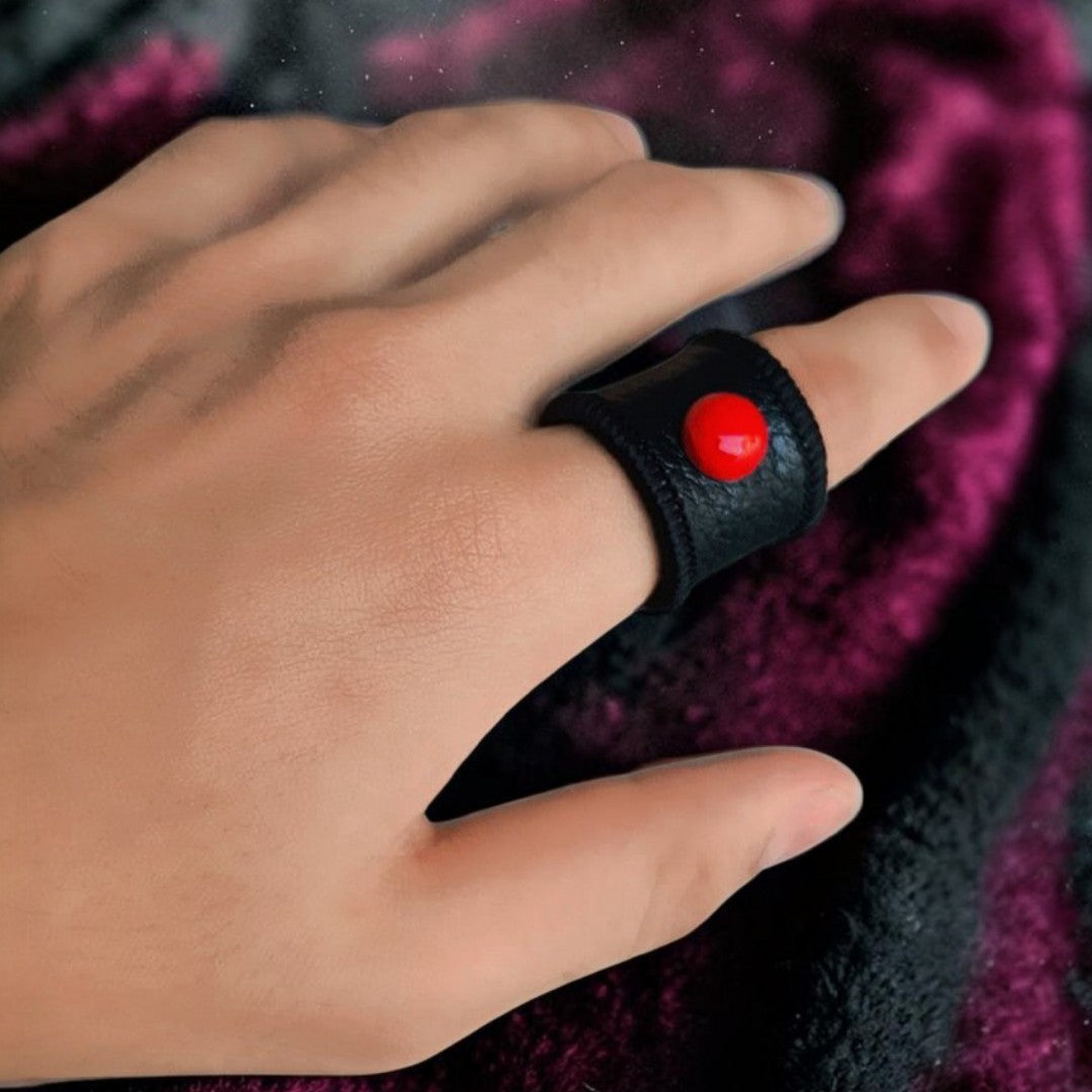 LEATHER KNUCKLE RING (UNISEX)