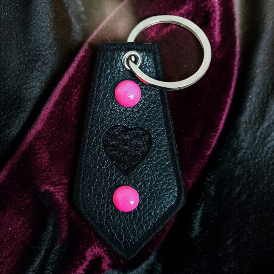 LEATHER HEART KEYCHAIN