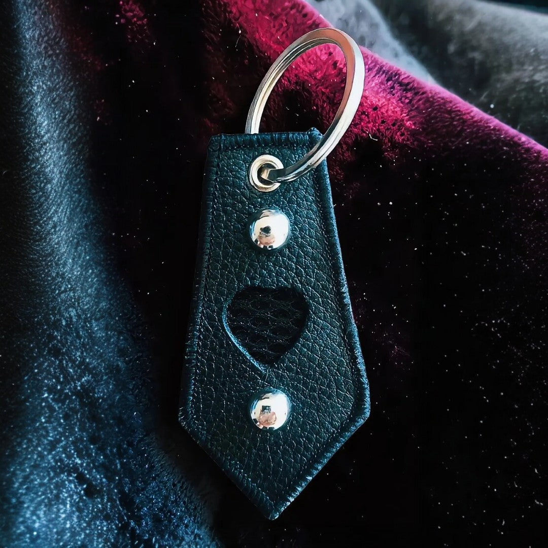 LEATHER HEART KEYCHAIN